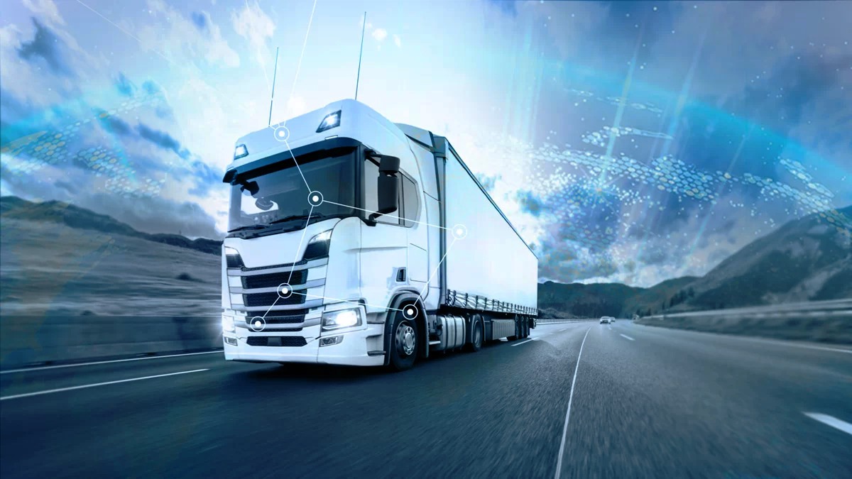 EagleEye Tracking Hero Background